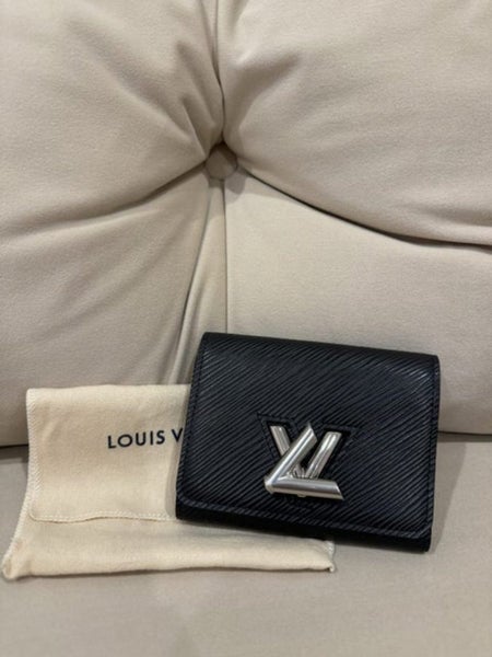 Louis Vuitton Black Twist Compact Wallet64469926965121111