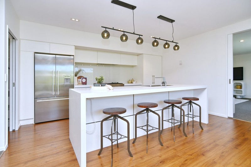 Zoned For Education!!64470010187265114