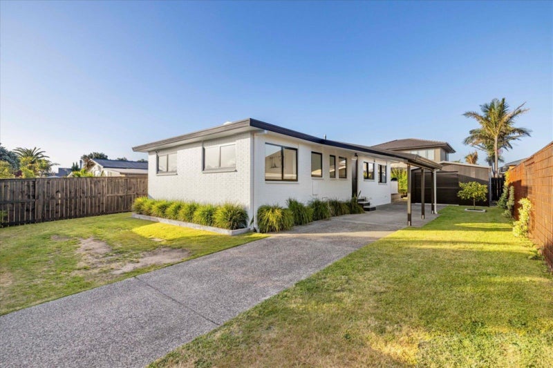 This Home Truly Has It All!64547575556482114