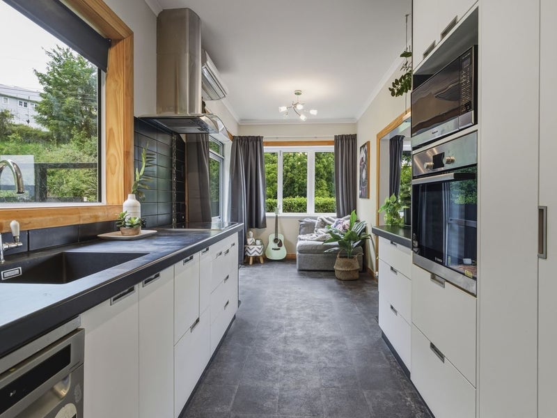 An Absolute Standout64472932367491111