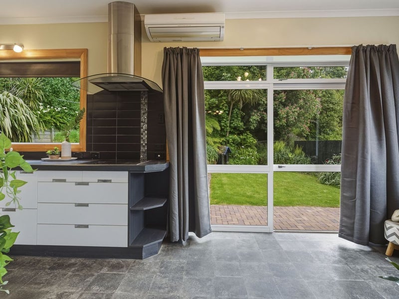 An Absolute Standout64472932367491112