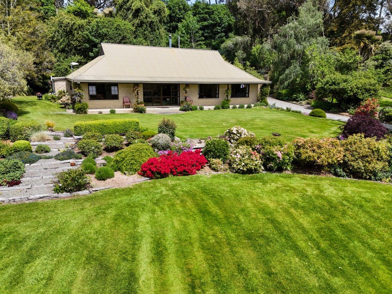 Dipton Grazing & Finishing Unit64682296274435111