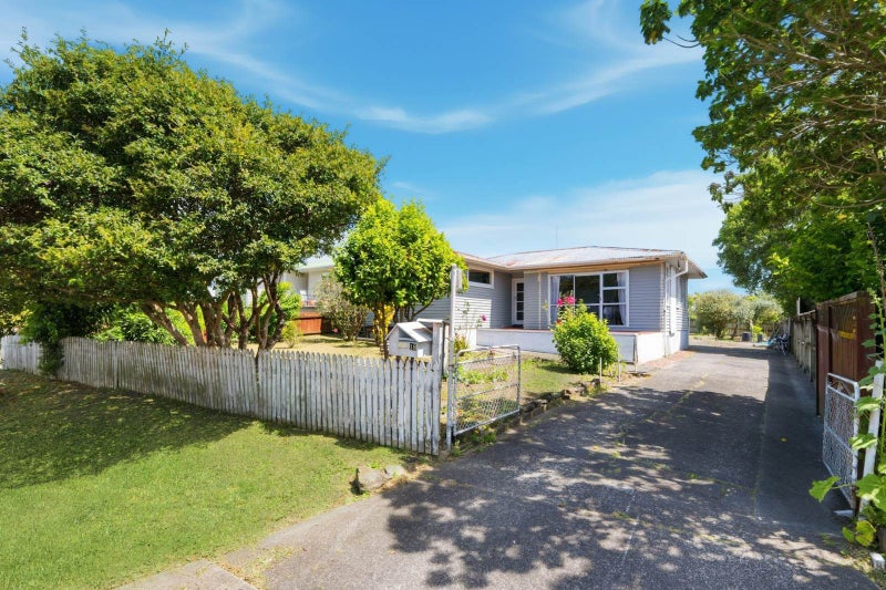 Heading: Do-up, Location, 859m2 THAB64470408141058111