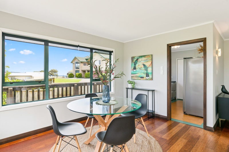 A Kiwi Classic!64548076280450113