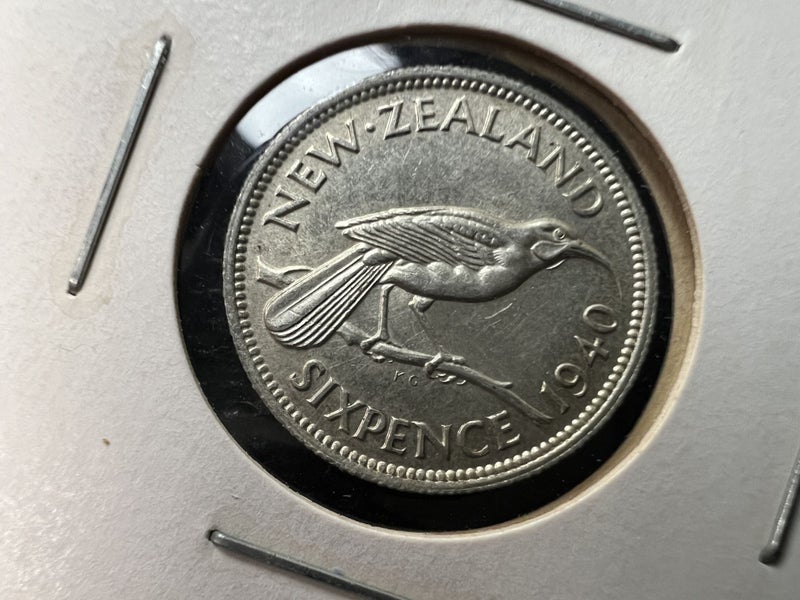 1940 New Zealand Silver Sixpence Coin - Higher Grade- Lot F363 Carousel 1