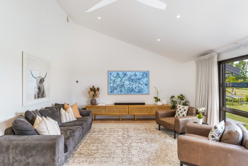 Work, live, love – the full package64470724039298113