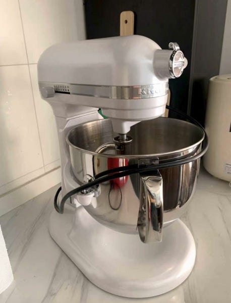 KitchenAid Pro 7QT Mixer Bundle – Pasta Roller/Cutter + Extras64470875493379111