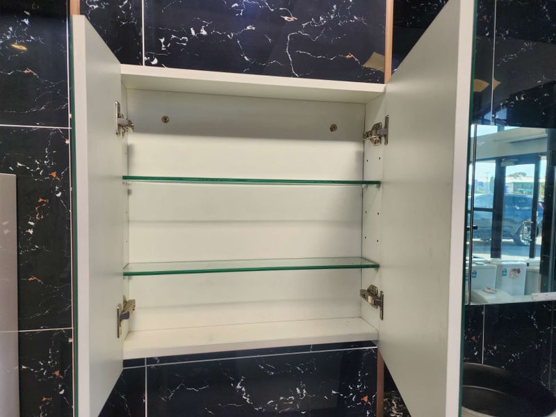 !!!BLACK FRIDAY SALE!!!Mirror Cabinet Maize 600mm White Carousel 3