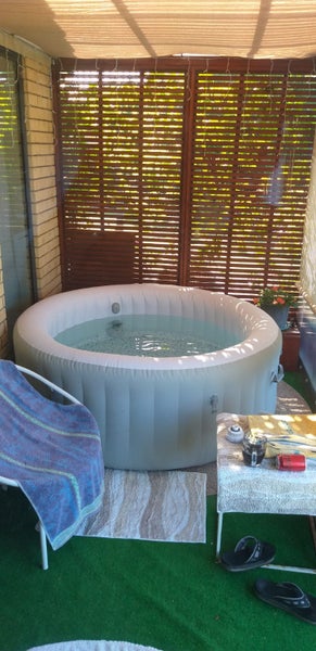 Tahiti spa pool64471477134595110