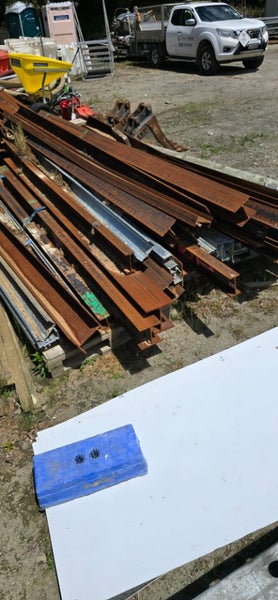 Steel I beam, heaps of it $1 RES Carousel 2