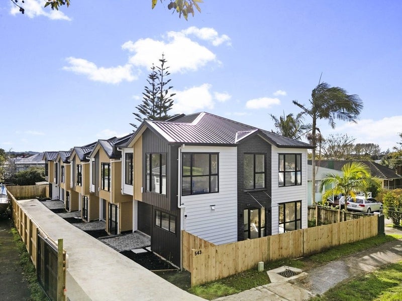 Mangere, 3 bedrooms64519687526017111