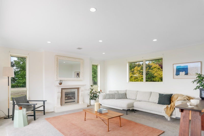 Home, shed and land – what a find!64548973315713113