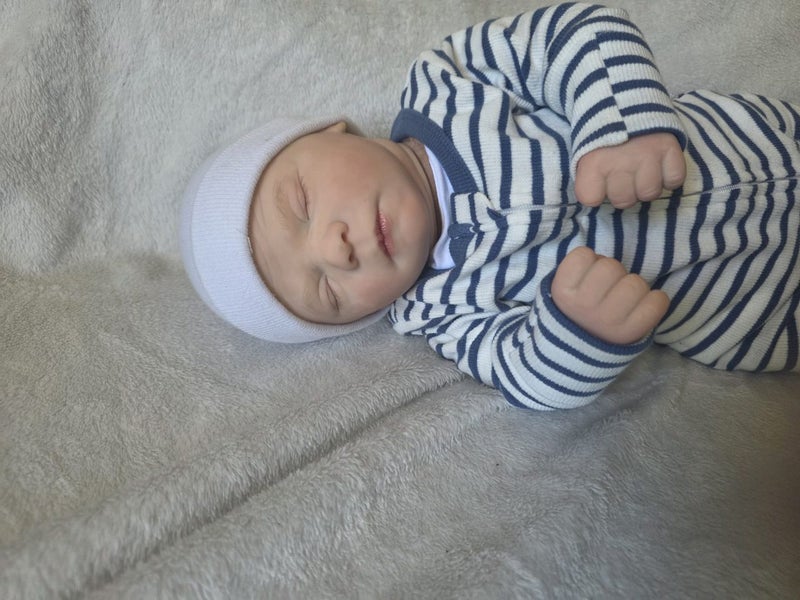 Reborn chase64583787704578112