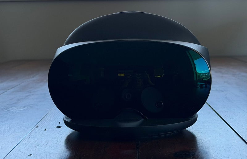 "Like New" Meta Quest Pro (256GB) – The Ultimate Mixed Reality Headset Carousel 1
