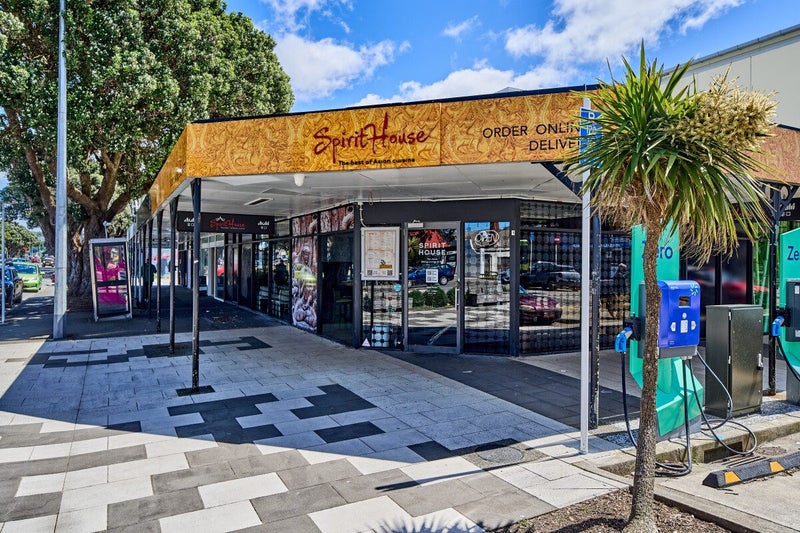 Prime Corner Investment in the Heart of Miramar64471821462402111