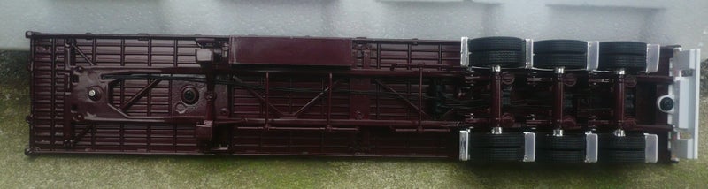 DRAKE 1:50 FLATDECK TRAILER Carousel 2