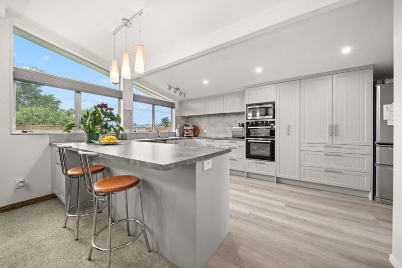 Beautifully Presented Home - Ready to Move In!64472026411905114