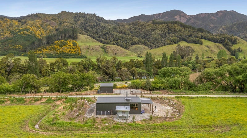 Get away block, hunting, relaxing and river64472317468929110