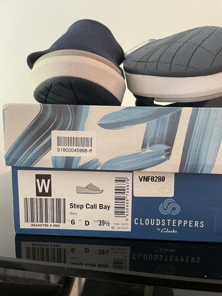 Brand new - never worn Carousel 2