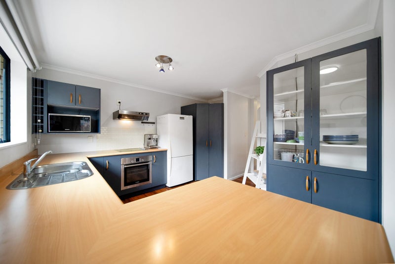 A FAMILY HOME - READY FOR YOURS64473015029122112