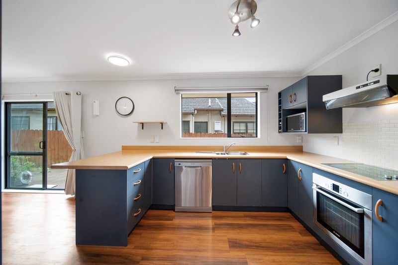 A FAMILY HOME - READY FOR YOURS64473015029122113