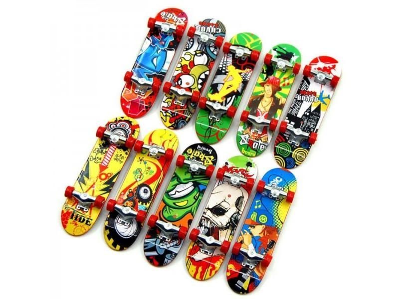 2PCS Finger Board Tech Truck Mini Skateboards Alloy Stent Party Favors Gift Carousel 2