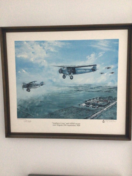 Southern Cross. Carousel 1