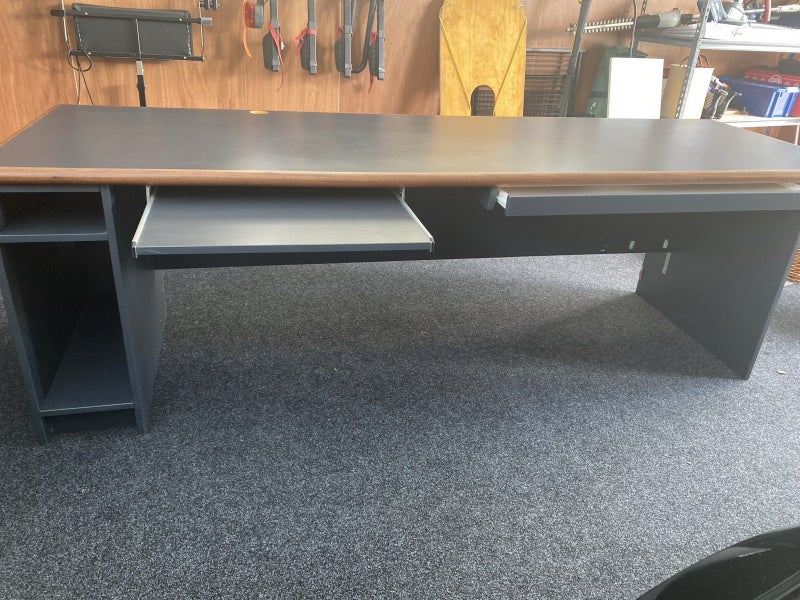 Computer desk Carousel 2