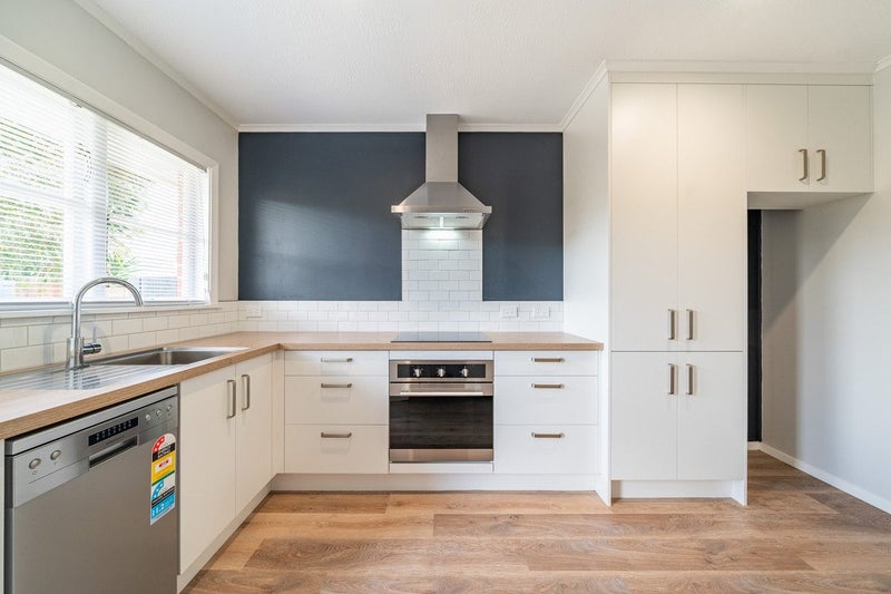 Renovated & Ready to Go64472733256322111