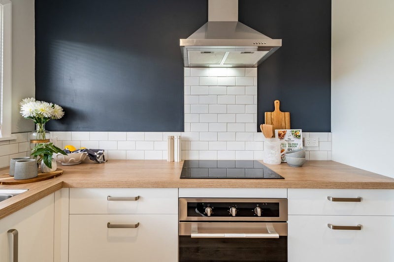 Renovated & Ready to Go64472733256322112