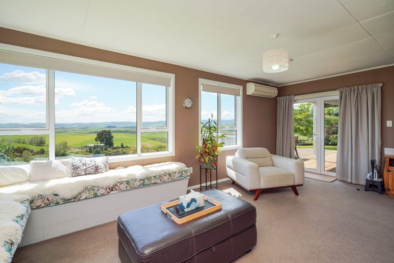 ATTN!! Lifestyle & Gorgeous Vista seekers64472733294337113