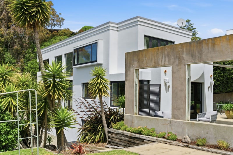 Spacious Hilltop Living in Sumner!64472836458881111