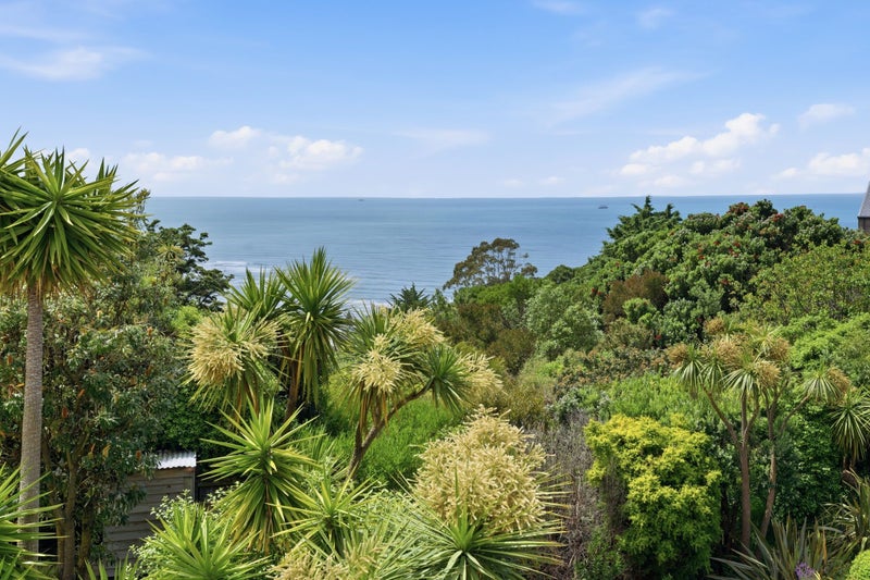 Spacious Hilltop Living in Sumner!64472836458881112