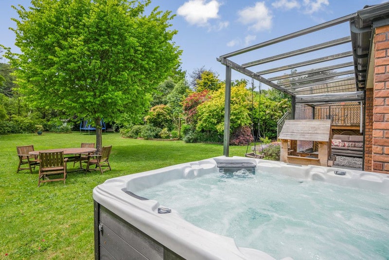 Private Slice of Paradise64472836477315113