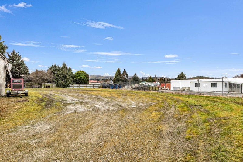 7 Pluto Road, Lumsden64472932336259112