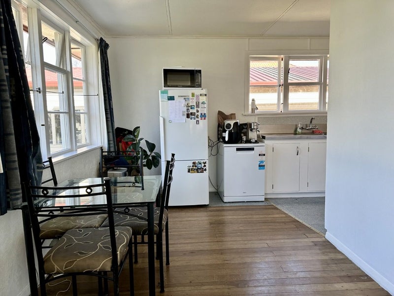 Awapuni, 4 bedrooms64473029020034113