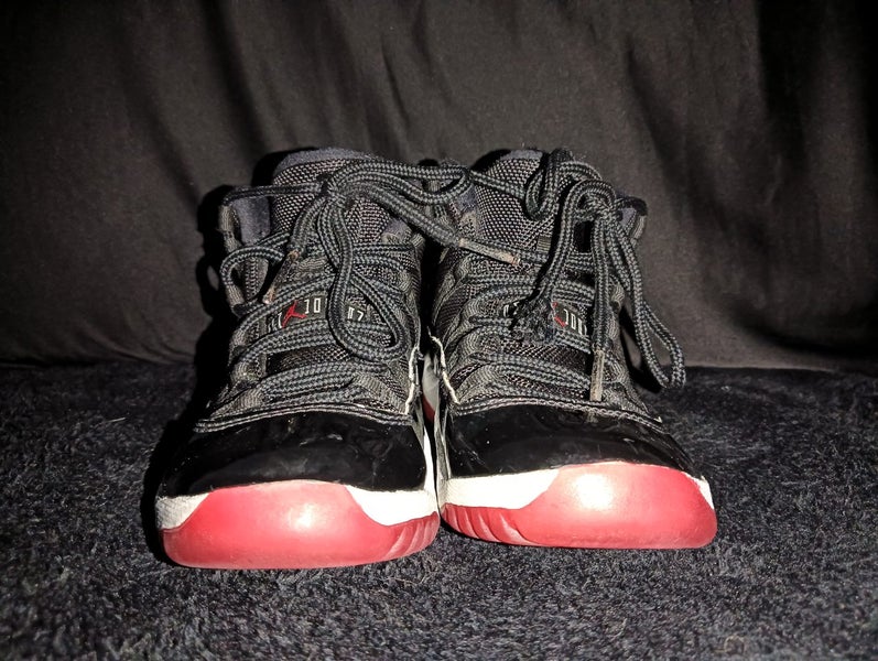 Air Jordan 11 'Bred' (2019) - Childrens US13C/19CM Carousel 2