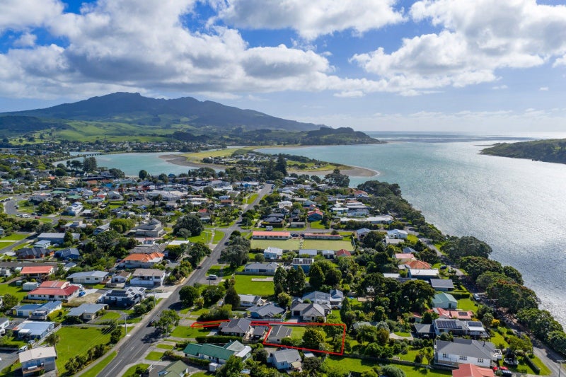 Invest in Location, Location, Location!64473127430402111