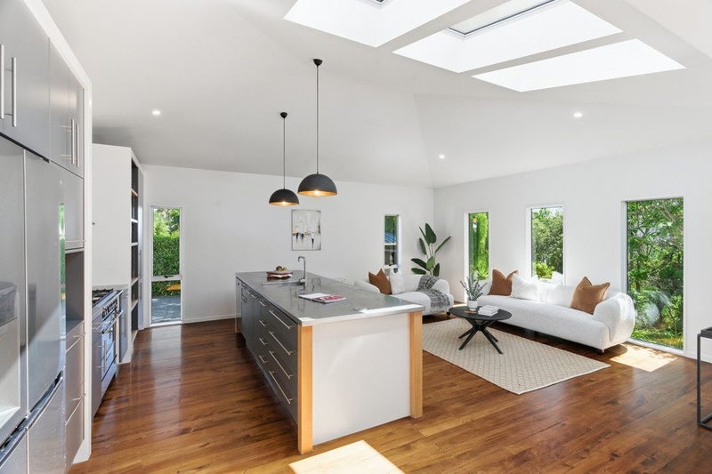 A Location to Love a Hidden Oasis on Locarno64473225964289113