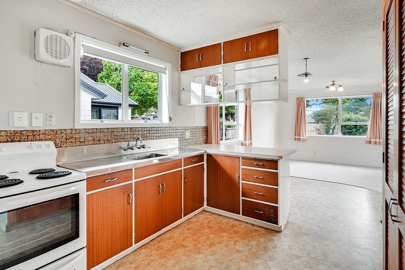 OWN CHARTWELL GOLD!64473324065922114