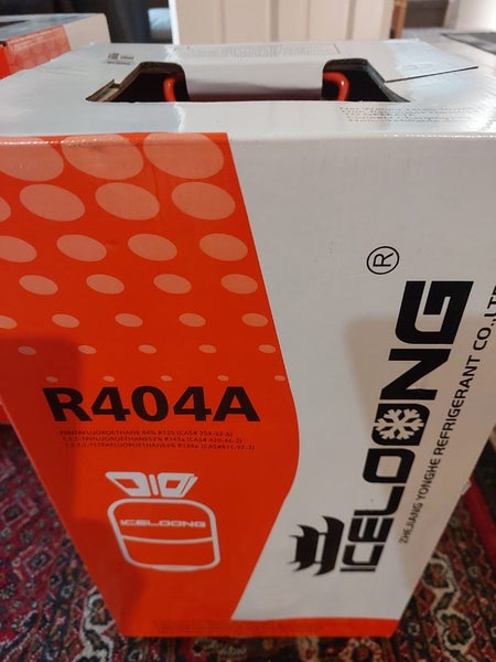 Refrigerant gas R404a / R 22 Carousel 7