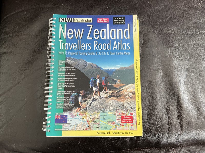 New Zealand travellers road atlas Carousel 1