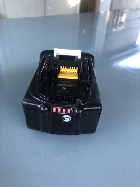 Makita 18v 5AH battery Carousel 2