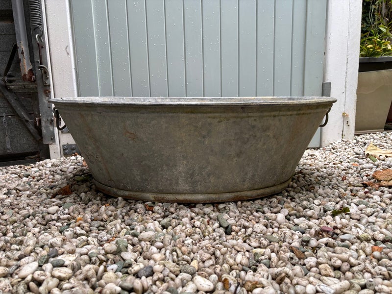 $1 Reserve-Amazing Extra Large Antique Tub-90cms Carousel 1