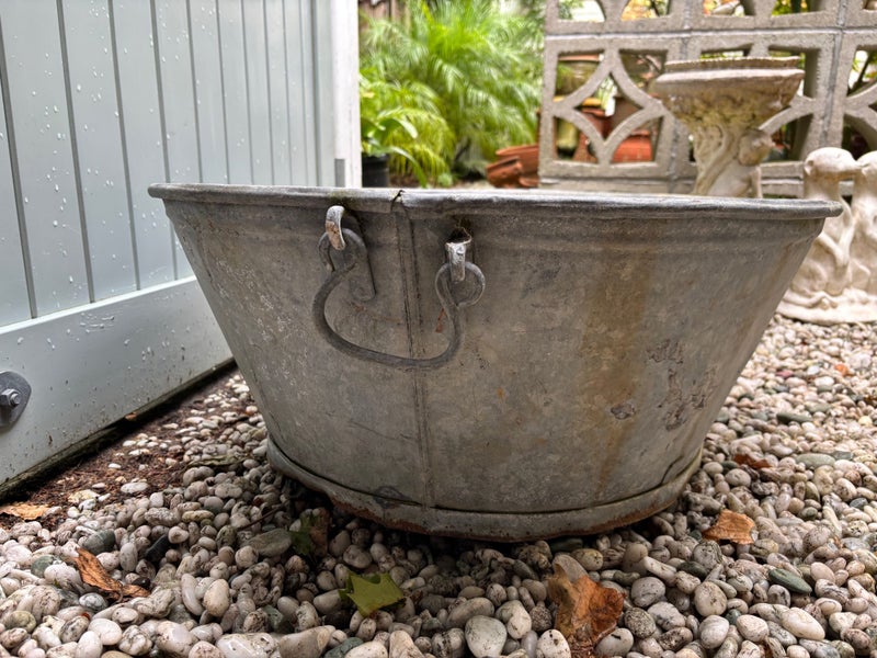 $1 Reserve-Amazing Extra Large Antique Tub-90cms Carousel 2