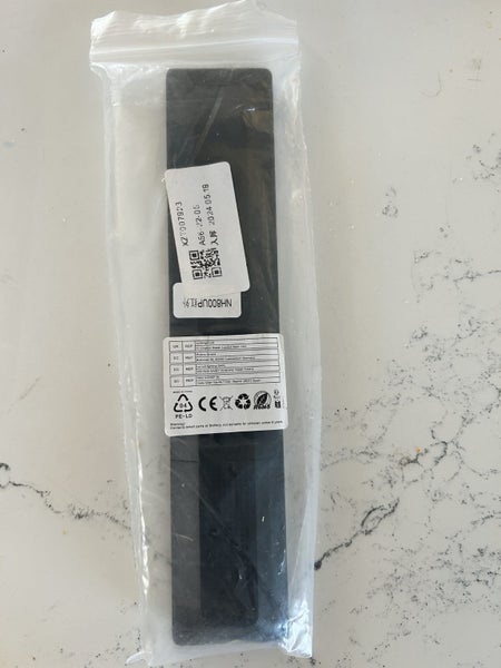 TCL GOOGLE SMART TV REMOTE (with voice and bluetooth)BRANDNEW Original/genuine Carousel 3