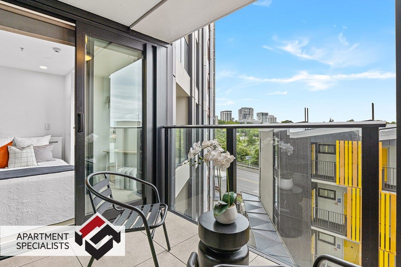 Right Place. Right Pad.64474824948867114