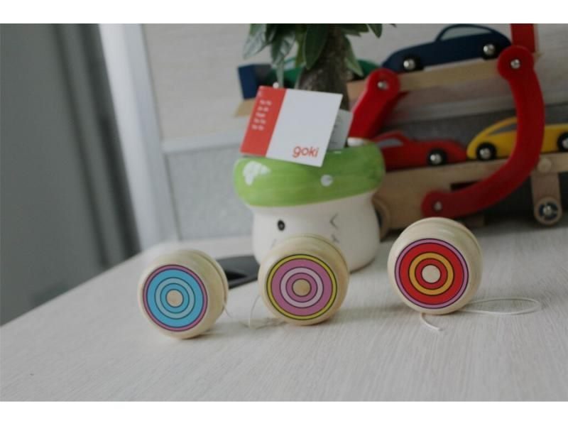 Wooden YOYO Yo Yo Kids Classic Toys Xmas Gifts Party Favors Kindergarten School Carousel 3