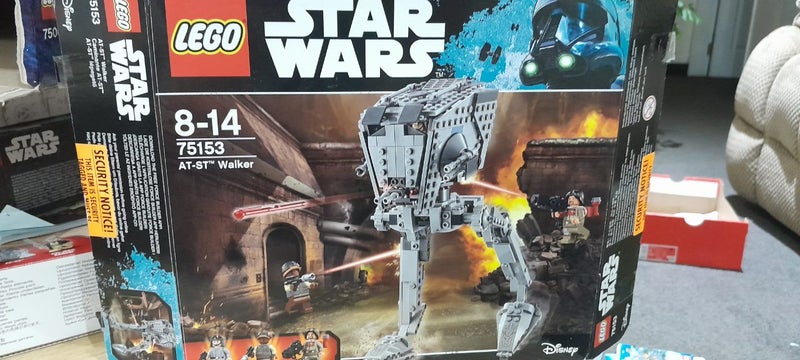 Lego Star Wars AT ST 75054 (2016) Carousel 1