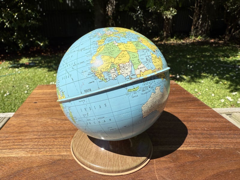 Ohio Art Globe Coin Bank Piggy Bank Carousel 1